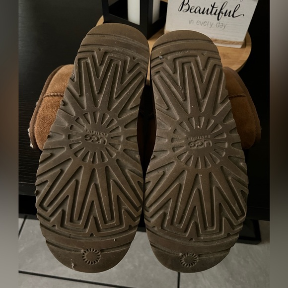 UGG Tan Shearling Boots - Picture 3 of 5